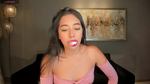 ScarlettBlaze  online show from March 2026 12:05:01 PM