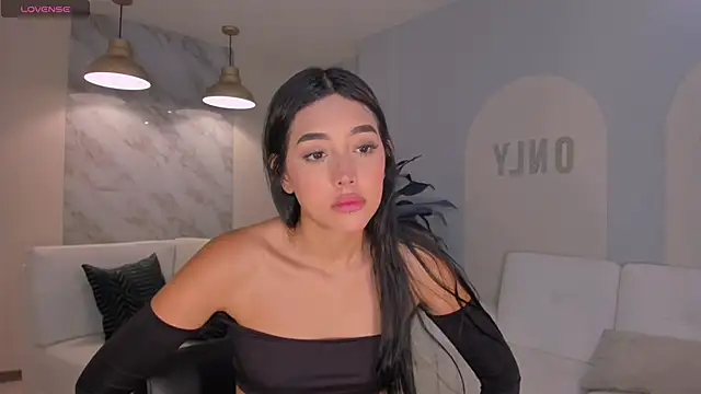 ScarlettBlaze  online show from March 2026 12:05:01 PM