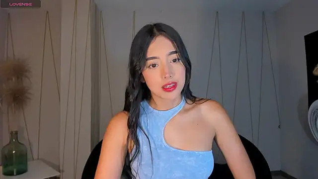 ScarlettBlaze  online show from February 2026 12:05:02 PM