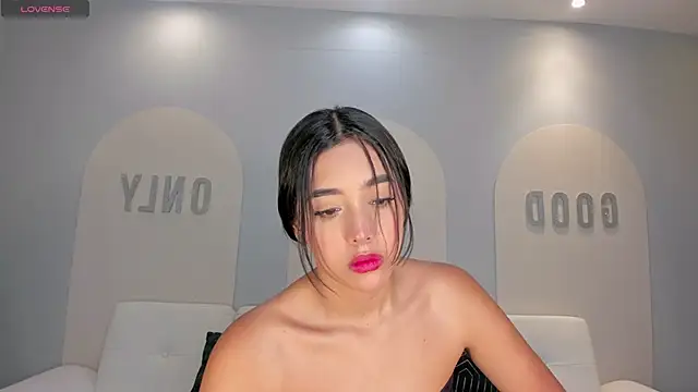 ScarlettBlaze  online show from March 2026 12:06:02 PM