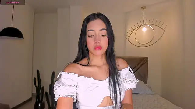 ScarlettBlaze  online show from February 2026 12:01:02 PM