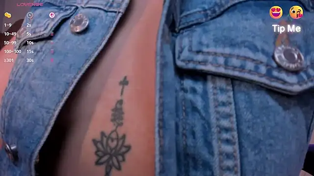 AnnieMonroe1 online show from January 2026 05:27:02 PM