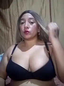 Snapshot of FAT_DIRTY_EXTREMELY chatting on October 2025 02:15:01 AM FAT DIRTY EXTREMELY online show from October 2025 02:15:01 AM