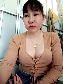 Ana-love2025 online show from December 2025 12:33:02 AM