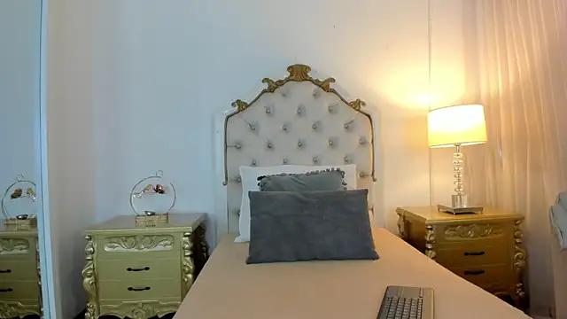 jessi lopez45 online show from February 2026 07:35:02 PM