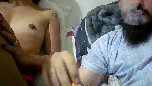 LuisDominate online show from October 2025 01:05:02 AM