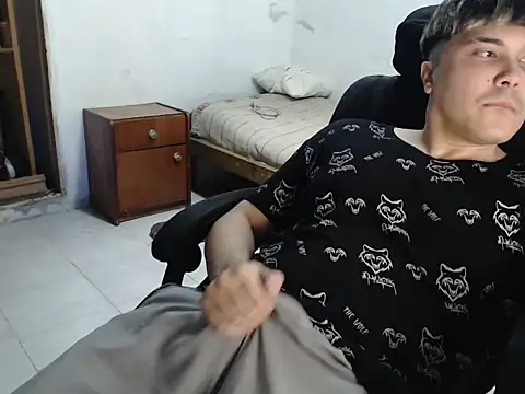 CuteAlexBoy online show from May 2026 01:17:02 AM