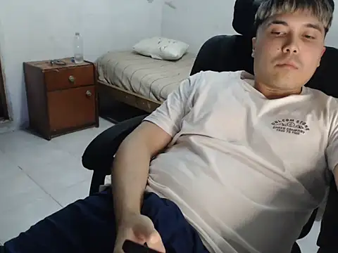 CuteAlexBoy online show from May 2026 10:52:03 PM