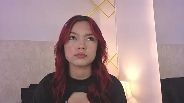 Martinaa Garcia online show from May 2026 07:54:01 PM