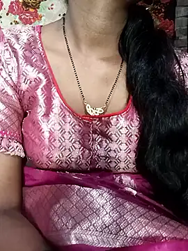 Snapshot of Hot_Lilly02 chatting on November 2025 08:17:02 AM Hot Lilly02 online show from November 2025 08:17:02 AM