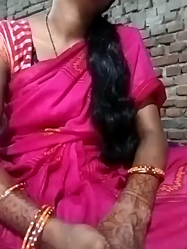 Snapshot of Hot_Lilly02 chatting on October 2025 05:39:02 AM Hot Lilly02 online show from October 2025 05:39:02 AM