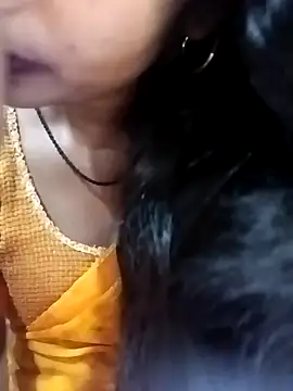 Snapshot of Hot_Lilly02 chatting on October 2025 03:52:01 AM Hot Lilly02 online show from October 2025 03:52:01 AM