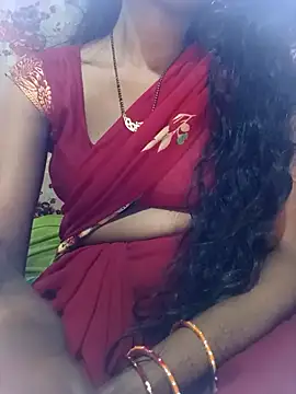 Snapshot of Hot_Lilly02 chatting on November 2025 05:45:02 AM Hot Lilly02 online show from November 2025 05:45:02 AM