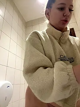 Anna Lov  online show from January 2026 12:37:01 AM