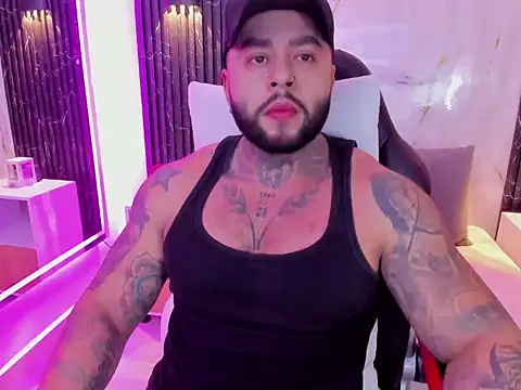 Snapshot of marcusfit1 chatting on October 2025 11:58:01 PM marcusfit1 online show from October 2025 11:58:01 PM