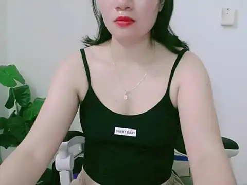 Snapshot of Tinamy chatting on October 2025 04:43:01 AM Tinamy online show from October 2025 04:43:01 AM