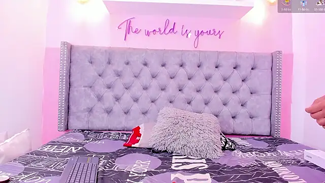 Sophiia 77 online show from February 2026 10:15:02 PM