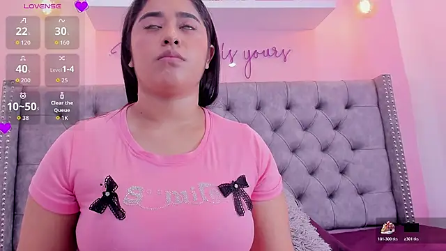 Sophiia 77 online show from January 2026 10:15:01 PM