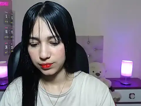 gabyy cute  online show from October 2025 01:48:01 AM