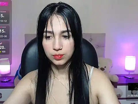 gabyy cute  online show from November 2025 02:48:02 AM