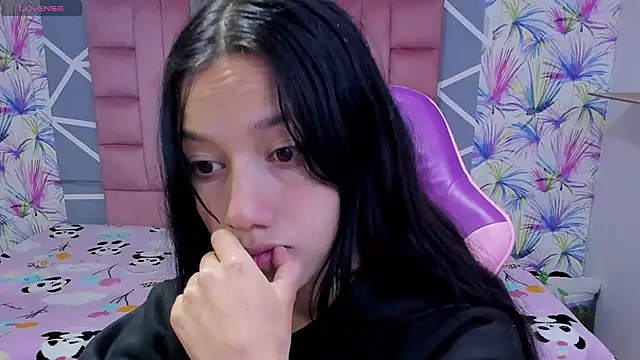 AdelaidaManson18 online show from December 2025 03:24:02 AM