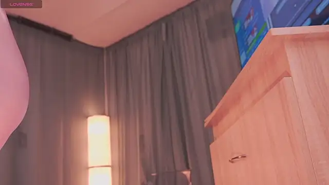 ElodieRousse  online show from November 2025 12:17:01 PM