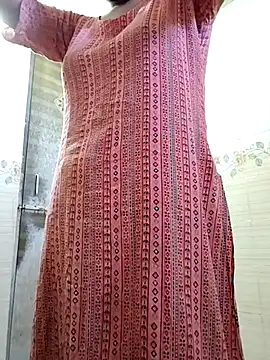 Snapshot of Zisha- chatting on November 2025 07:45:02 AM Zisha- online show from November 2025 07:45:02 AM