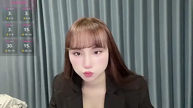 Momo-999 online show from October 2025 03:25:02 PM