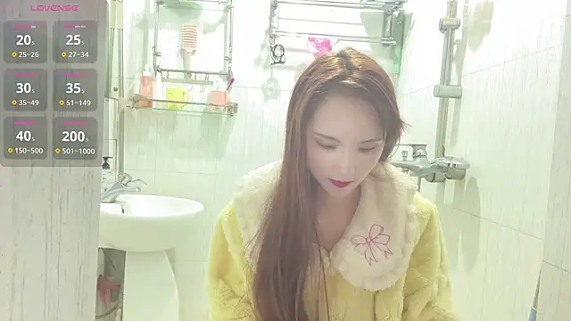 Momo-999 online show from October 2025 02:50:01 PM