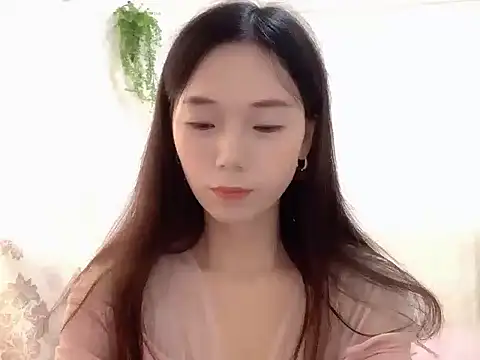 Snapshot of Keke-Baby170 chatting on October 2025 06:47:02 AM Keke-Baby170 online show from October 2025 06:47:02 AM