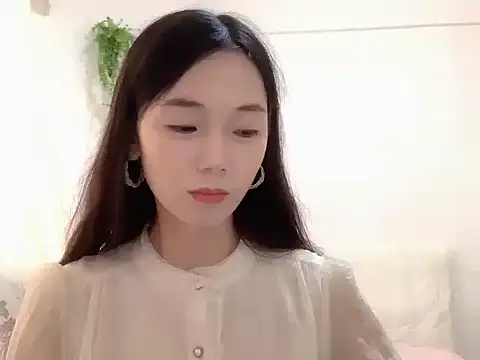 Snapshot of Keke-Baby170 chatting on October 2025 06:45:02 AM Keke-Baby170 online show from October 2025 06:45:02 AM