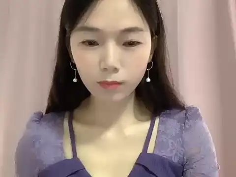 Snapshot of Keke-Baby170 chatting on October 2025 06:34:01 AM Keke-Baby170 online show from October 2025 06:34:01 AM