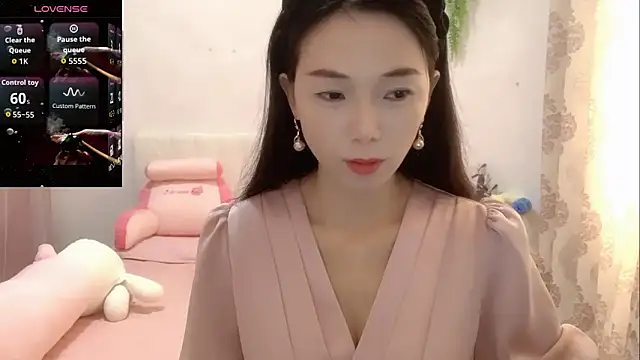 Snapshot of Keke-Baby170 chatting on November 2025 07:08:01 AM Keke-Baby170 online show from November 2025 07:08:01 AM