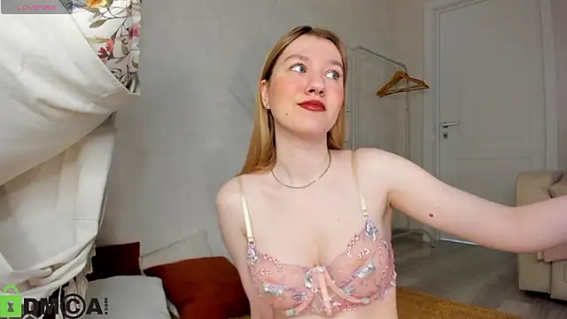 LinaRayy online show from February 2026 12:51:02 AM