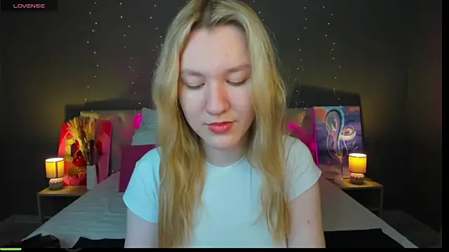 LinaRayy online show from October 2025 09:30:02 AM