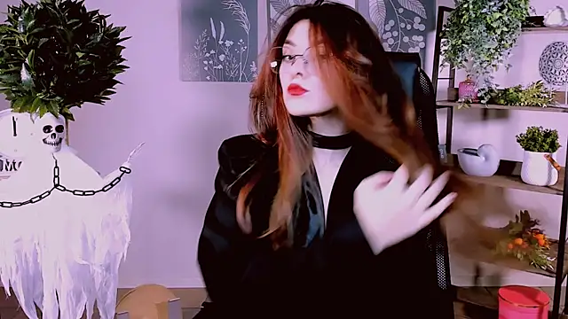 AnaSteisher online show from October 2025 01:23:01 PM