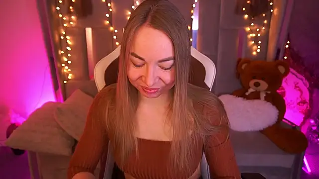 VixenMuse online show from March 2026 09:00:02 PM