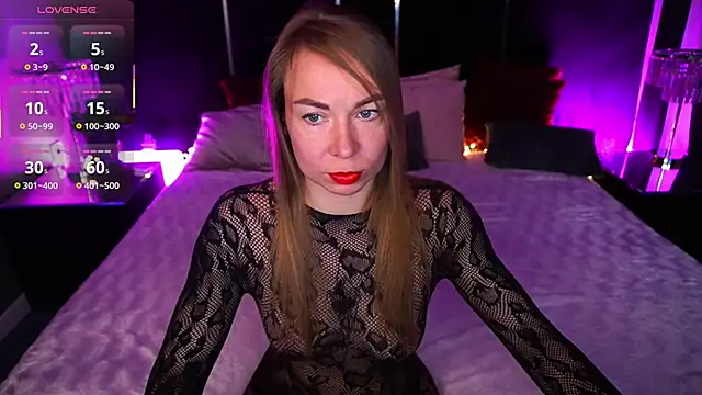 VixenMuse online show from April 2026 08:26:02 PM