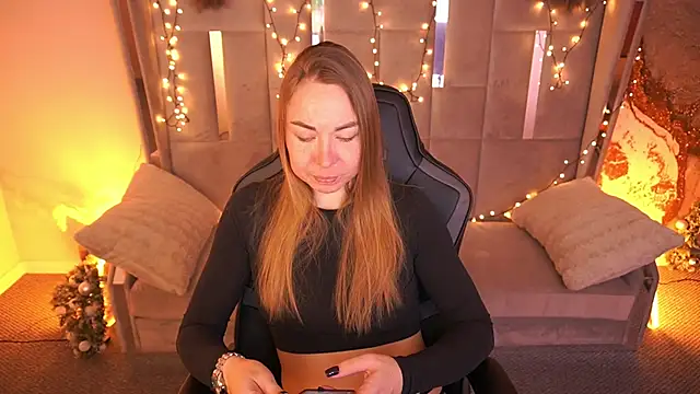 VixenMuse online show from February 2026 08:20:01 PM