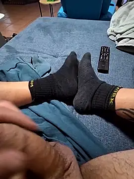 Snapshot of michindm chatting on February 2026 06:44:01 AM michindm online show from February 2026 06:44:01 AM