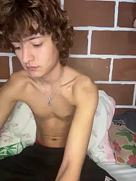 JoelnClouds online show from April 2026 08:37:02 PM