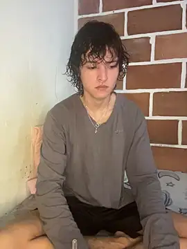 JoelnClouds online show from April 2026 06:34:02 PM