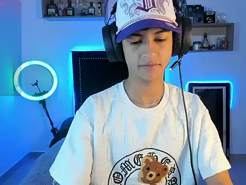 Alejo Desire online show from November 2025 03:55:02 AM