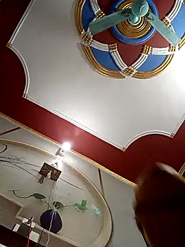 Vanshika1432 online show from October 2025 05:35:02 PM