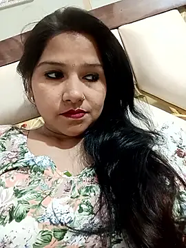 Vanshika1432 online show from October 2025 04:57:02 AM