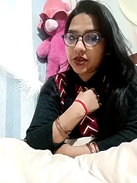 Vanshika1432 online show from November 2025 03:11:01 AM