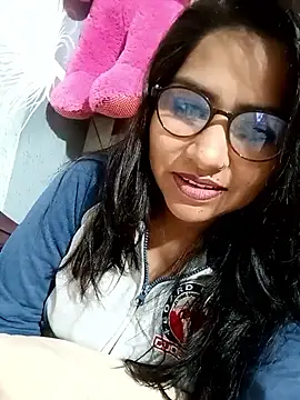 Snapshot of Vanshika1432 chatting on December 2025 05:34:02 AM Vanshika1432 online show from December 2025 05:34:02 AM