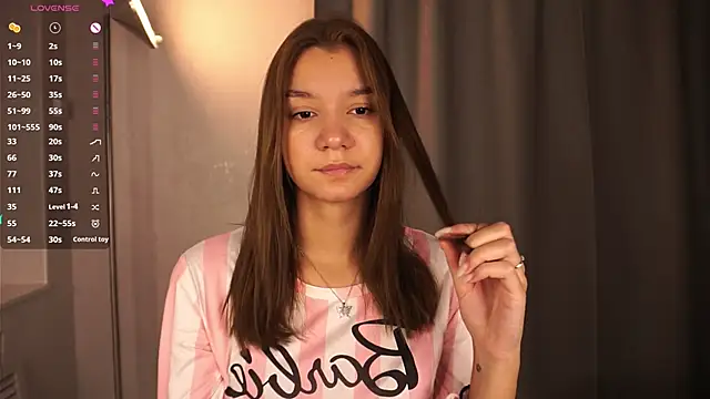 BrynnHolverson online show from October 2025 06:20:02 PM