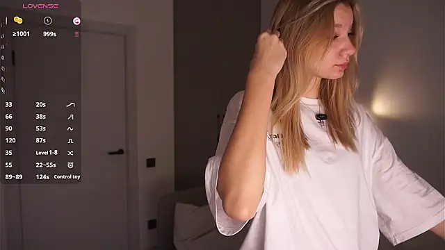 BrynnHolverson online show from February 2026 07:12:02 PM