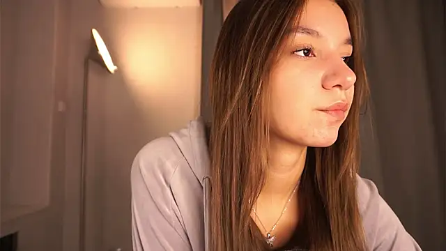 BrynnHolverson online show from October 2025 05:23:01 PM